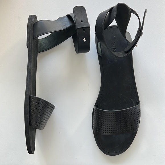 VINCE - 8, black ankle strap flat sandals - Picture 2 of 9